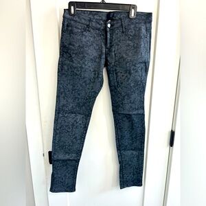 Black and Gray Lace and Floral Patterned Bebe Jeans Size 26